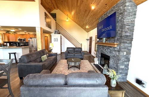 Spring Brook House | Bennett Chalet @ Spring Brook Resort