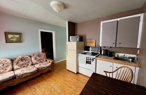 Daniel's Harbour Cabin | Bennett Lodge