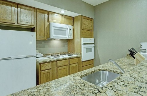 Hancock Resort | Bentley Brook, Charming 2-bedroom with WiFi, at Jiminy Peak Ski Resort