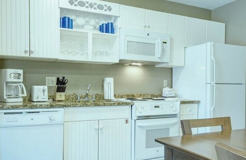 Hancock Resort | Bentley Brook, Charming 2-bedroom with WiFi, at Jiminy Peak Ski Resort