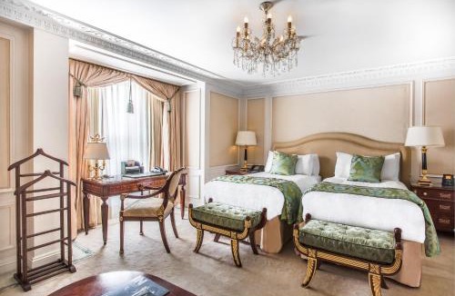 Courtfield Hotel | Bentley London