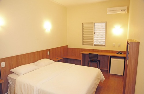 Centro Hotel | Bernal Hotel Econômico