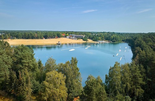 Sassenburg Apartment | Bernsteinsee Home and Ferien Small Forest Chalet