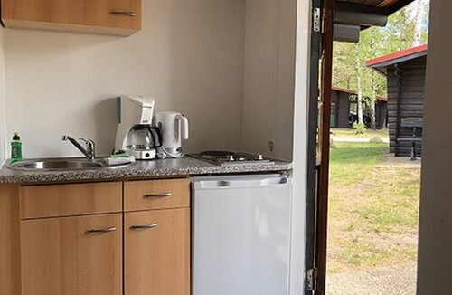 Sassenburg Apartment | Bernsteinsee Home and Ferien Small Forest Chalet