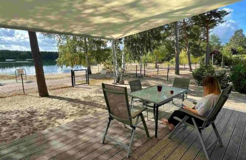 Sassenburg Apartment | Bernsteinsee Homes and Ferien Beach House