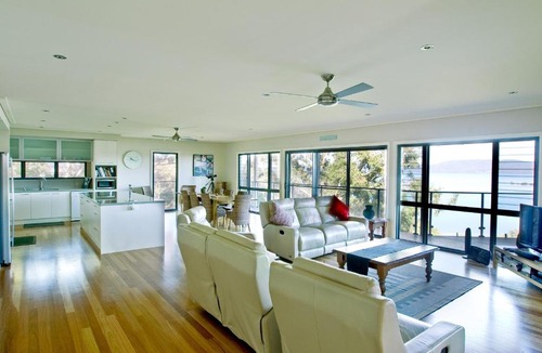 Green Point House | Berringar - linen not included