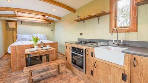 Lydney House | Bertha Shepherd's Hut