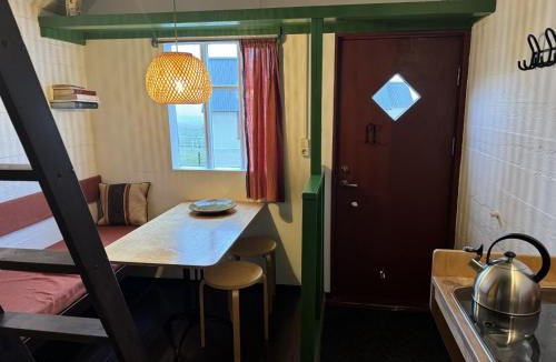 Djupivogur Hostel | Berunes HI Hostel