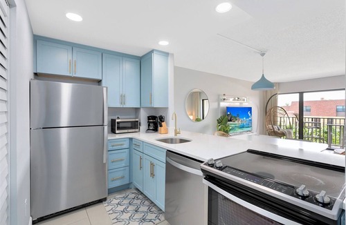Avon By The Sea Condo | Beside Cocoa Beach Pier Beautiful Remodeled Beachfront Condo with New Kitchen