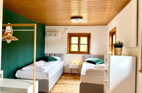 Fischbachau Apartment | Besilima Apartments Fischbachau - gemütliche Familien-Ferienwohnung in historischem Haus nahe Schliersee