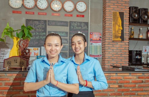 Daun Penh Hotel | Best Central Point Hotel