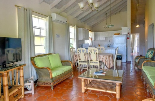Prospect Apartment | Best E Villas Prospect Three bedrooms apartment with pool near Beach