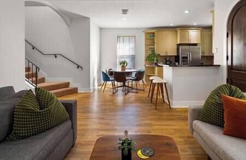 Bouldin House | Best location in Austin! Walk to bars, shops, food