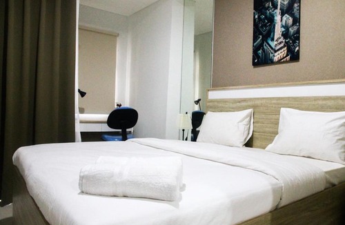 Pinang Apartment | Best Modern Studio Springwood Residence Apartment By Travelio