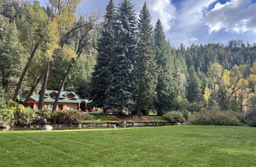 Durango House | "Best of Durango" Secluded, 600 feet of riverfront, park-like setting