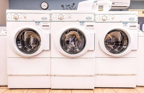 Salt Lake City Hotel | Best Place to Stay in Salt Lake City! Full Kitchen, Pet-friendly Property!