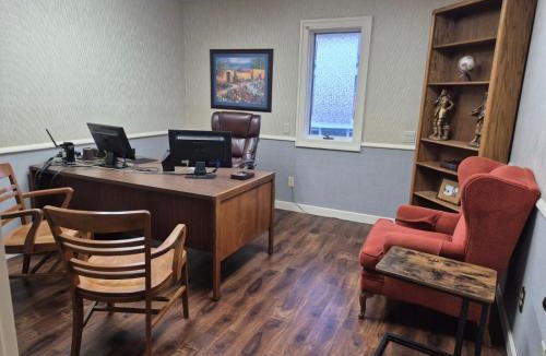 Willmar Apartment | Best value 4 Huge Bedrooms