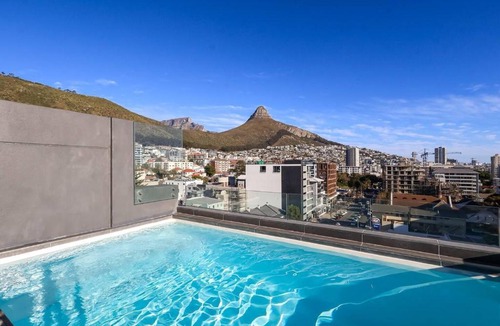 Sea Point Apartment | Best Value Premium Studio in Sea Point