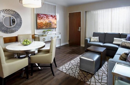 West End House | Best Value, Quality Stay! Outdoor Pool, Parking, Near The National Archives