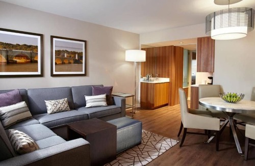 West End House | Best Value, Quality Stay! Outdoor Pool, Parking, Near The National Archives