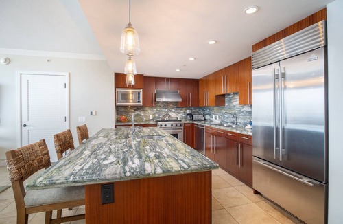 Honokowai Condo | Best Views at Honua Kai - Penthouse Suite with Private Lanai & Grill-Honua Kai K1025