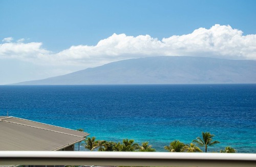 Honokowai Condo | Best Views at Honua Kai - Penthouse Suite with Private Lanai & Grill-Honua Kai K1025