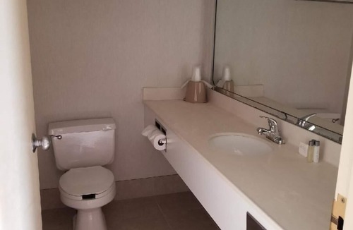 Madison Hotel | Best Way Inn Madison