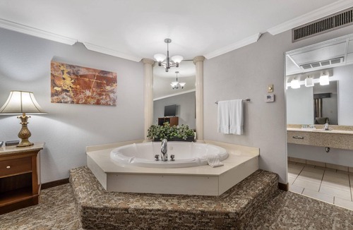 Great Bend Hotel | Best Western Angus Inn