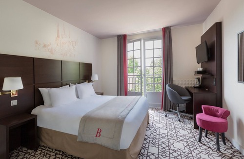 Dourdan Hotel | Best Western Blanche De Castille Dourdan