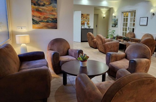 Dourdan Hotel | Best Western Blanche de Castille Dourdan