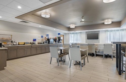 Brockport Hotel | Best Western Brockport Inn & Suites
