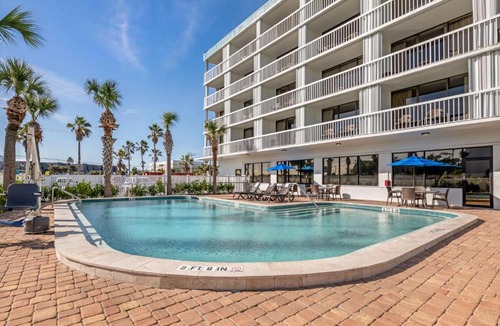 Avon By The Sea Hotel | Best Western Cocoa Beach - Port Canaveral