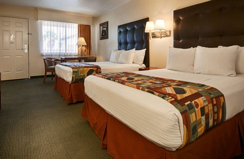 Needles Hotel | Best Western Colorado River Inn