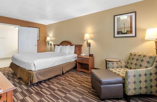 Mojave Hotel | Best Western Desert Winds