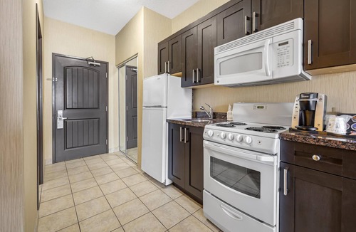 Estevan Hotel | Best Western Estevan Inn & Suites