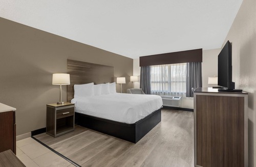 Utica Hotel | Best Western Gateway Adirondack Inn