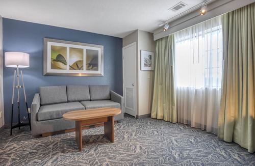 Hesperia Hotel | Best Western Hesperia-Victorville Suites