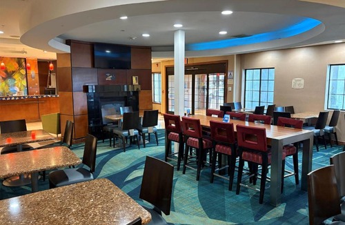Hesperia Hotel | Best Western Hesperia-Victorville Suites