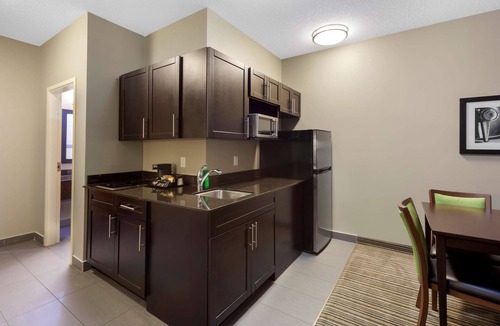 Fort Saskatchewan Hotel | Best Western Plus Fort Saskatchewan Inn & Suites