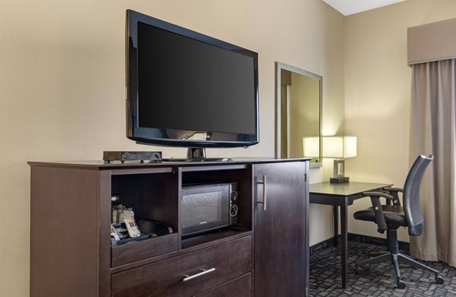 Plover Hotel | Best Western Plover-Stevens Point Hotel & Conference Center