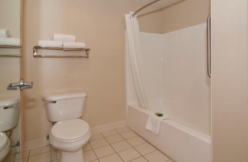 Albert Lea Hotel | Best Western Plus Albert Lea I-90/I-35 Hotel