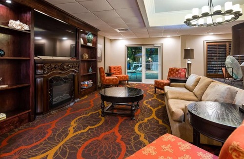 Venice Hotel | Best Western Plus Ambassador Suites