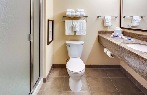 Arlington Hotel | Best Western Plus Arlington/Marysville
