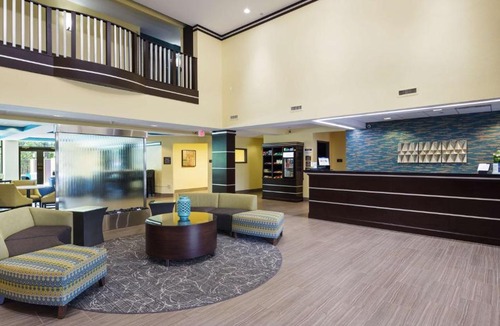 Crestline Heights Hotel | Best Western Plus Birmingham Inn & Suites