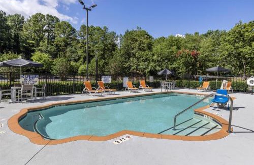 Clemson Hotel | Best Western Plus Clemson Hotel & Conference Center