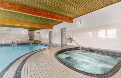 Aldergrove Hotel | Best Western Plus Country Meadows Inn