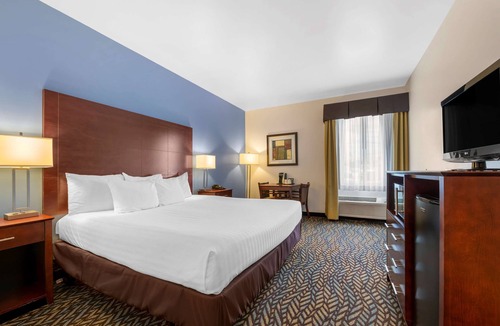 Brazil Hotel | Best Western Plus Covered Bridge Inn
