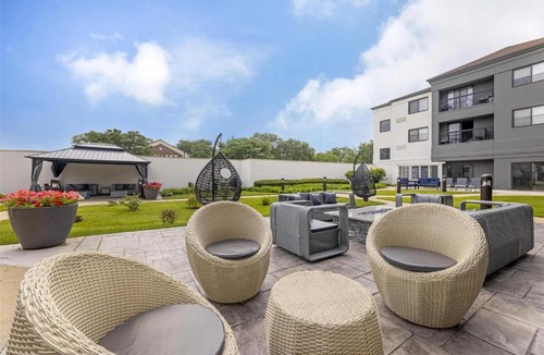 West Dundee Hotel | Best Western Plus Elgin - Chicago