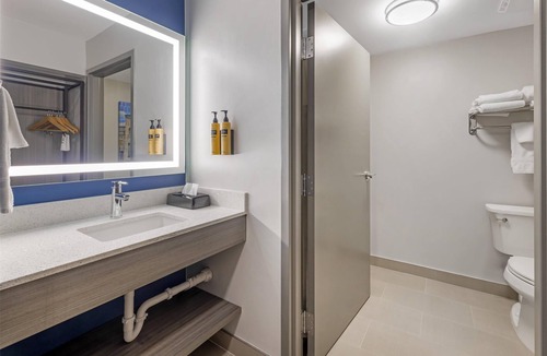 West Dundee Hotel | Best Western Plus Elgin - Chicago