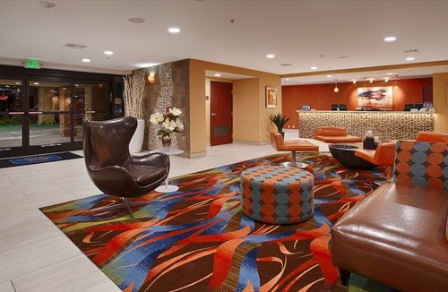 Roosevelt Hotel | Best Western Plus Fresno Airport Hotel